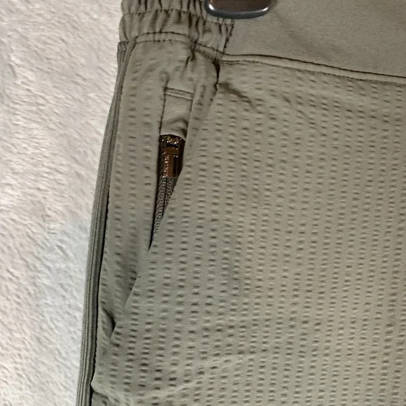 Athleta Women's Textured Brooklyn Jogger 2 Olive Green‎ Athleisure Travel Pant - Picture 3 of 9